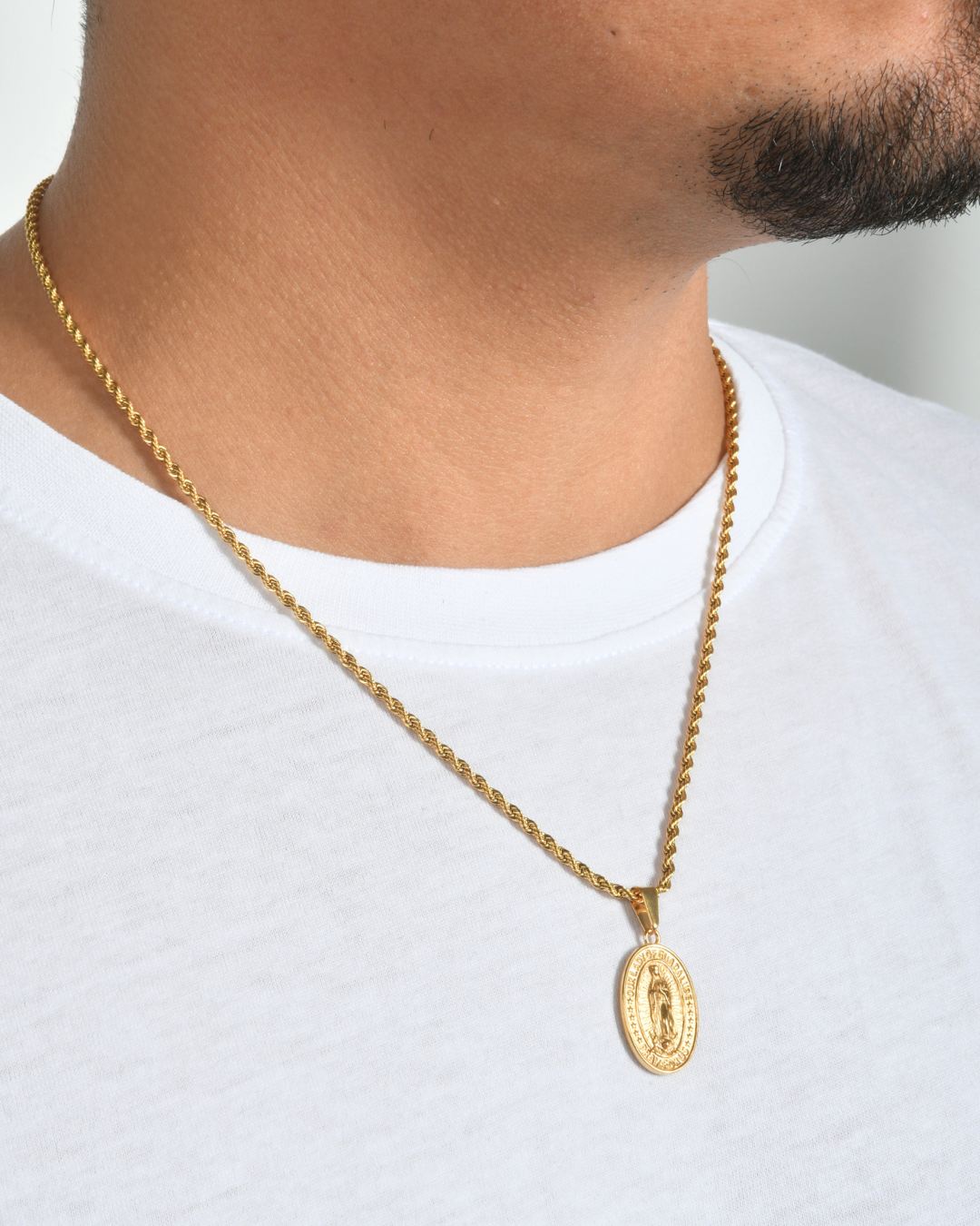 MEDALLA GUAPALUPE - ORO